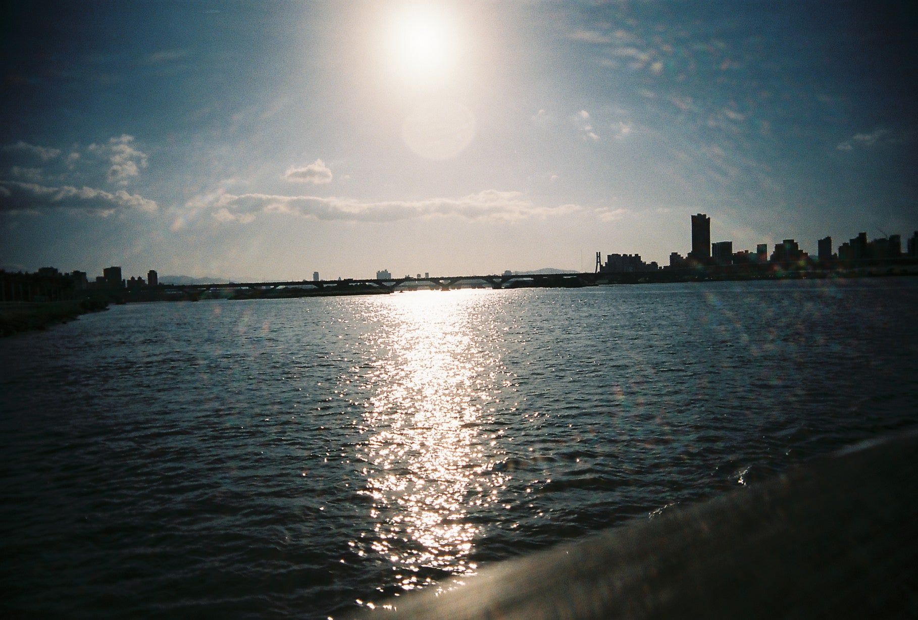 RETO Ultra Wide Slim Filmkamera Pastellrosa