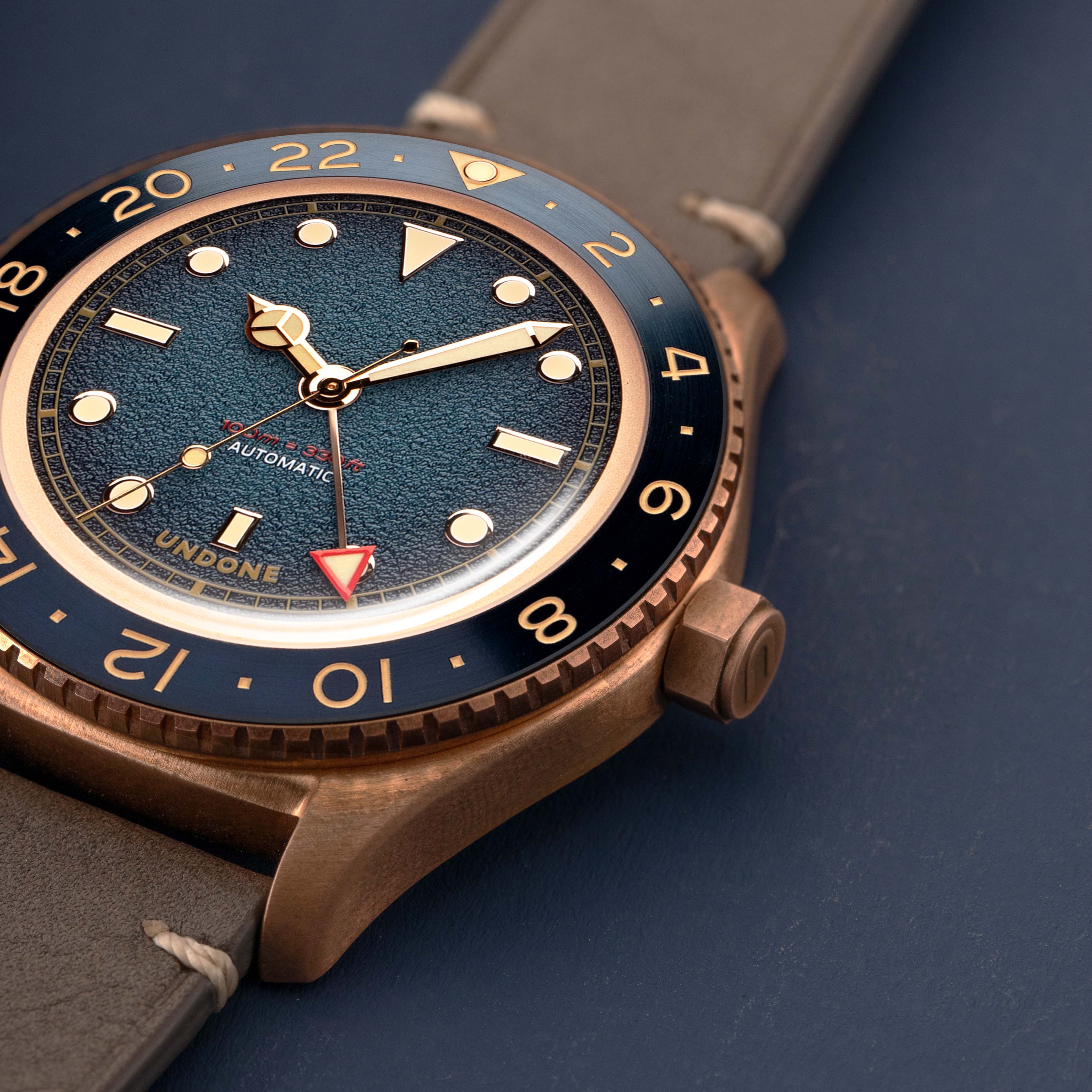 Reloj Automático Basecamp Quest #BCP-BRN-QST