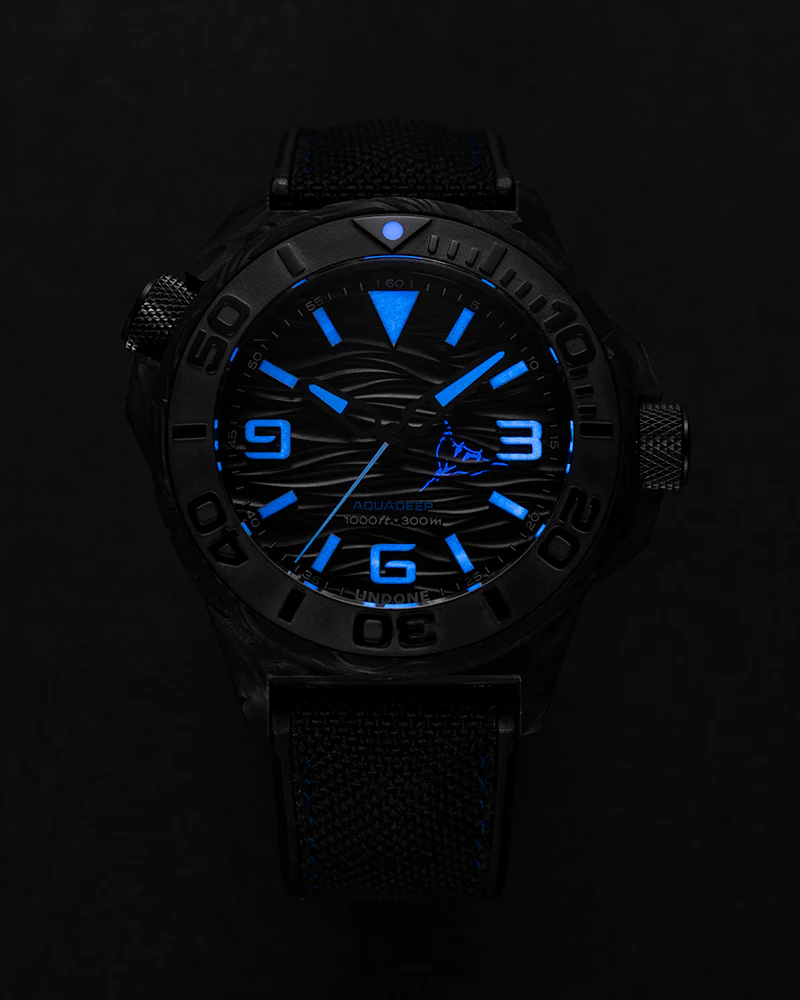 UNDONE Aquadeep Carbon Manta #COL-AQD-MAT