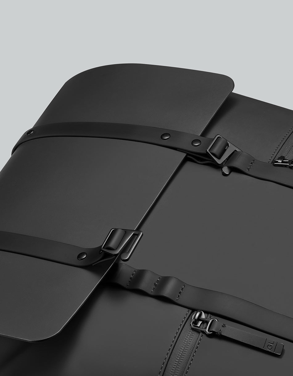 <tc>Gaston Luga</tc> Splash 2.0 - 16" 後背包 - 黑色 #RE1606