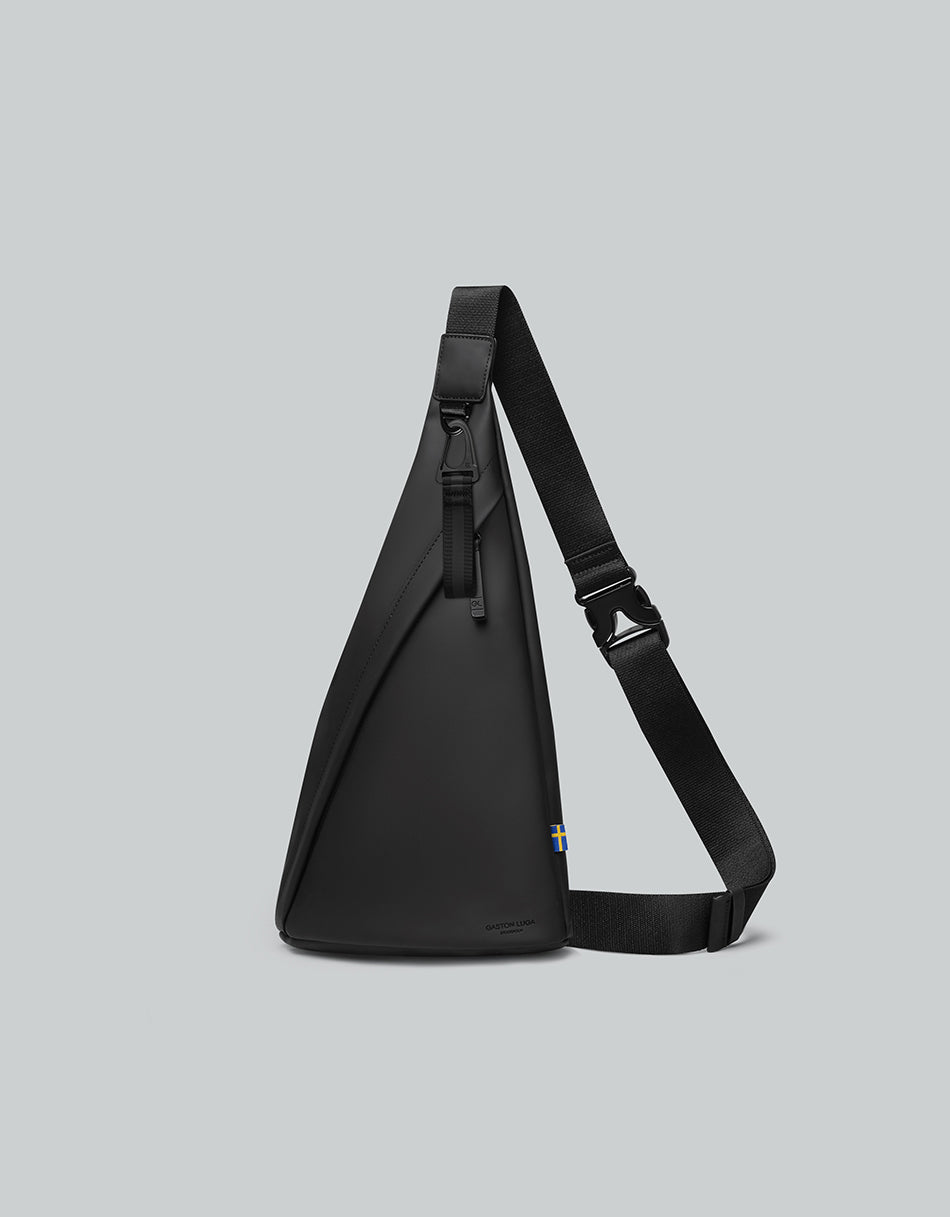 Gaston Luga Spläsh Sling Bag - Black Backpack - BangOn