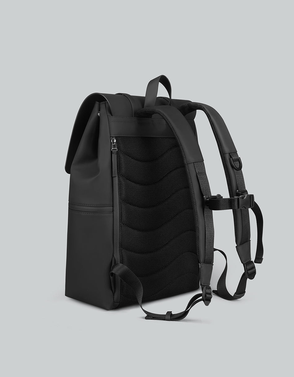 Gaston Luga Splash 2.0 - 16" Backpack - Black - BangOn