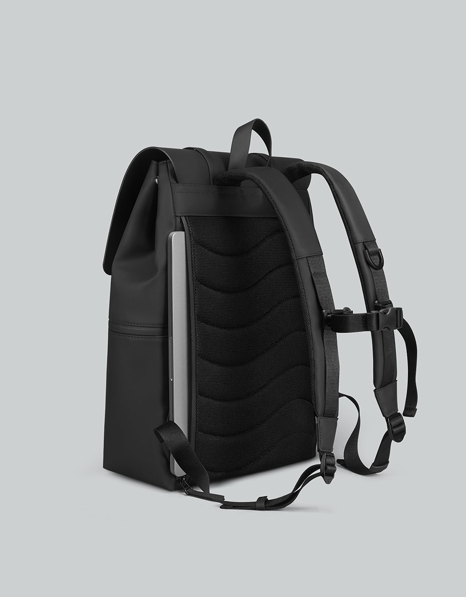 Gaston Luga Splash 2.0 - 16" Backpack - Black - BangOn