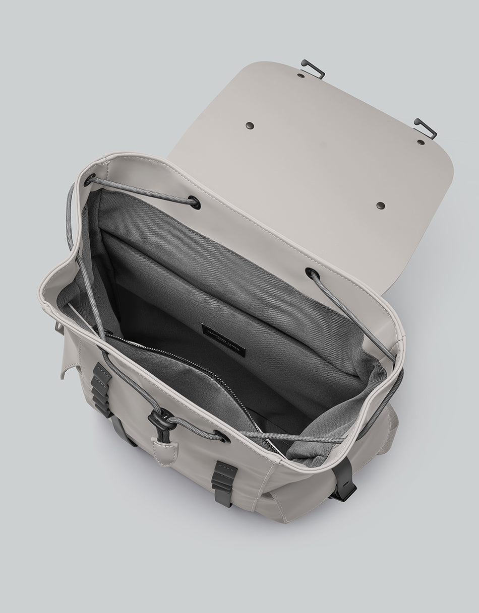 Gaston Luga Splash Utility Backpack 16" Taupe - BangOn