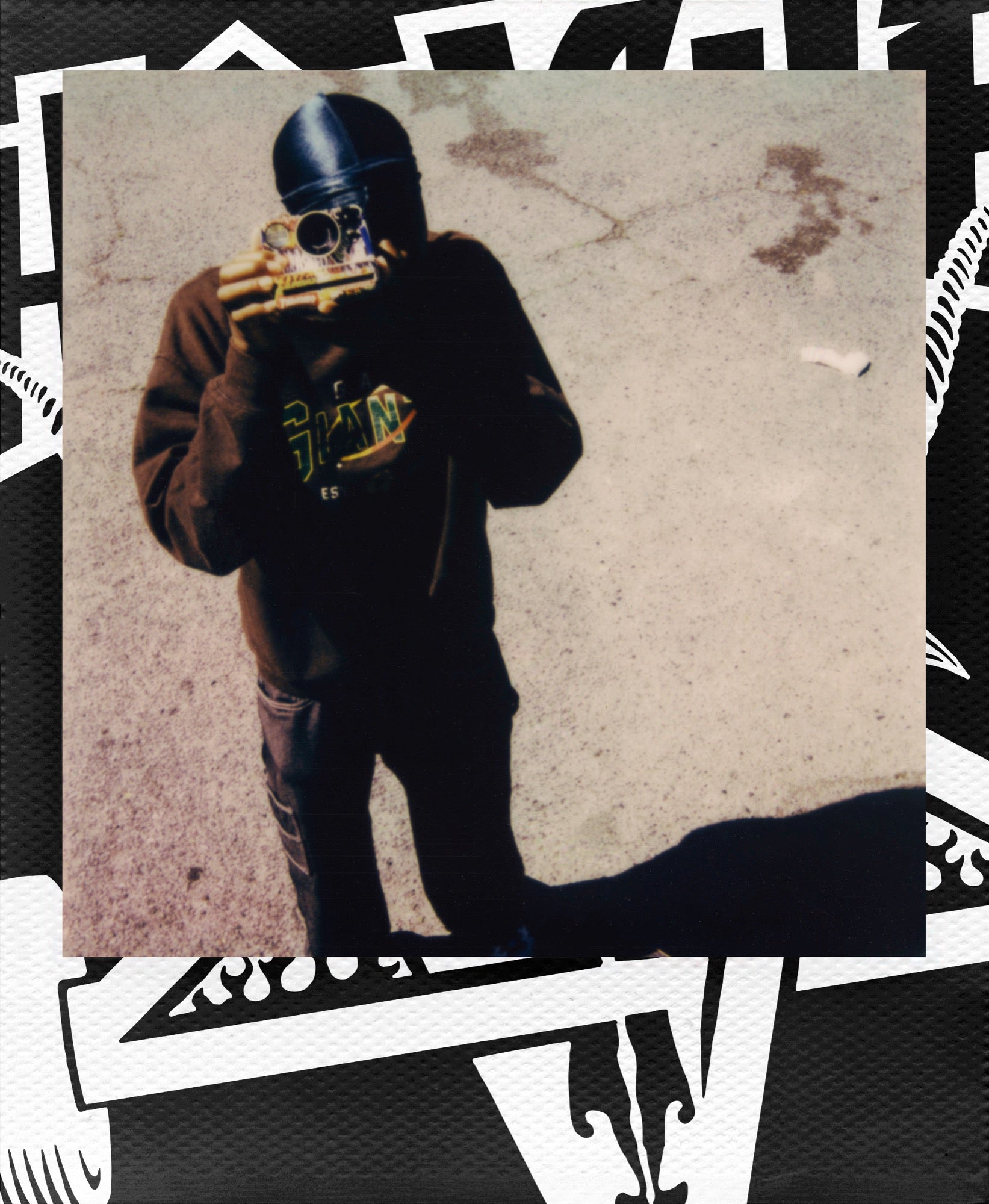 Polaroid Now Instant Camera Generation 3  +  16pcs i-Type Color Film - Thrasher Edition Set #009187S