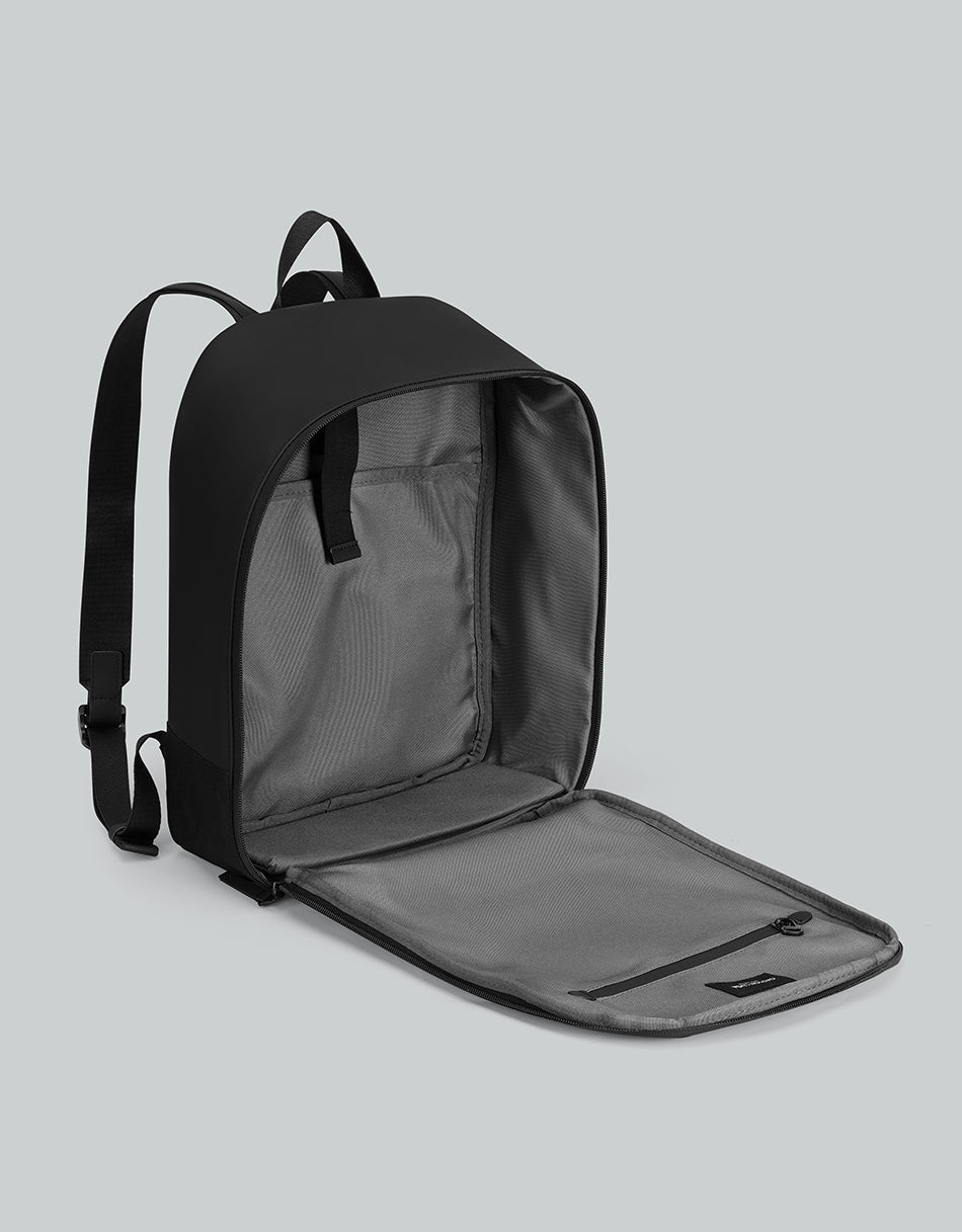 Gaston Luga Dash Daily Backpack 14" - Black #DSDLBP14BK