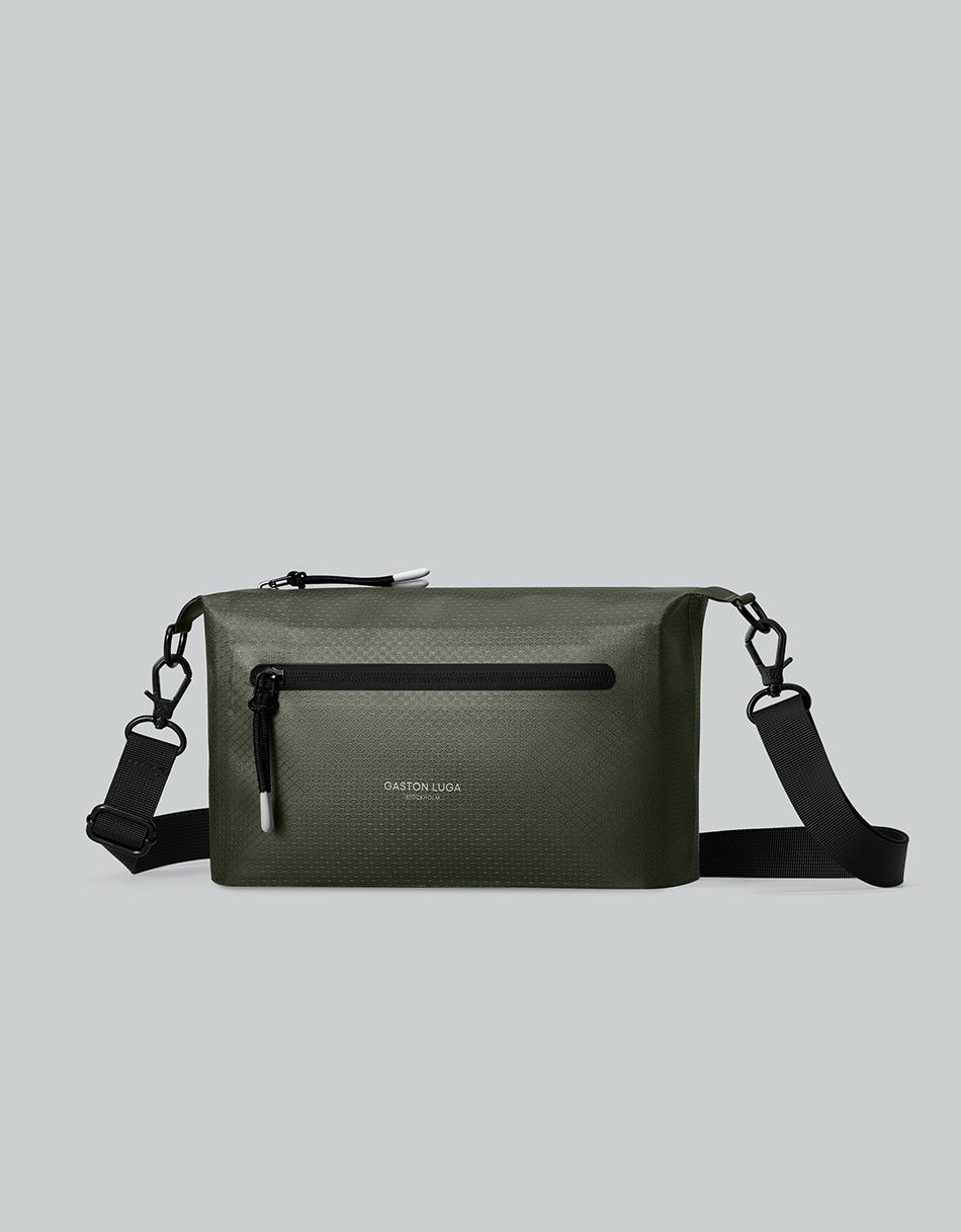 Gaston Luga Lightweight DuoSeal Crossbody - Olive