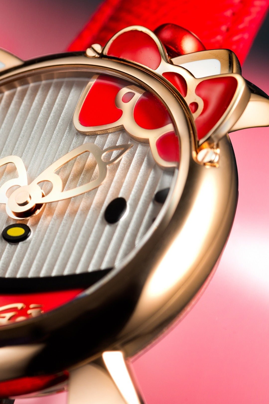 Gaga Milano HELLO KITTY red Watch - BangOn