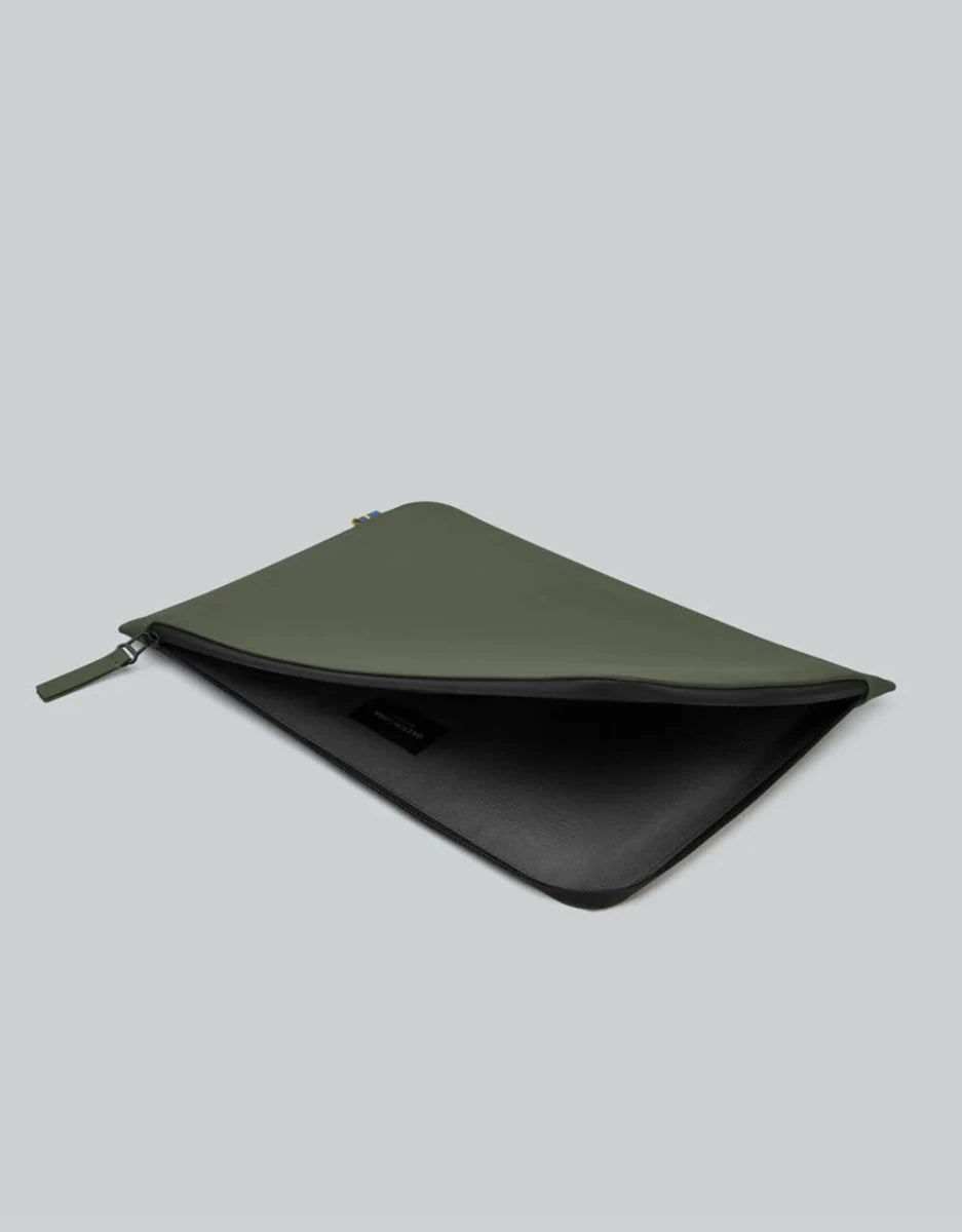 Gaston Luga-Däsh Laptop Sleeve 14" - Olive - BangOn