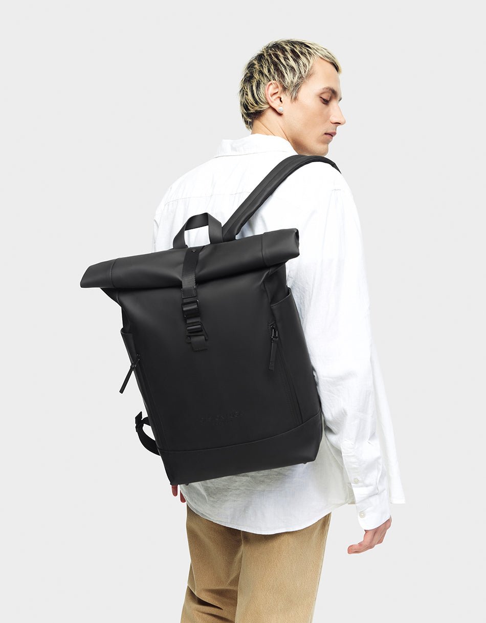 Gaston Luga Rullen 13'' Backpack - Black - BangOn