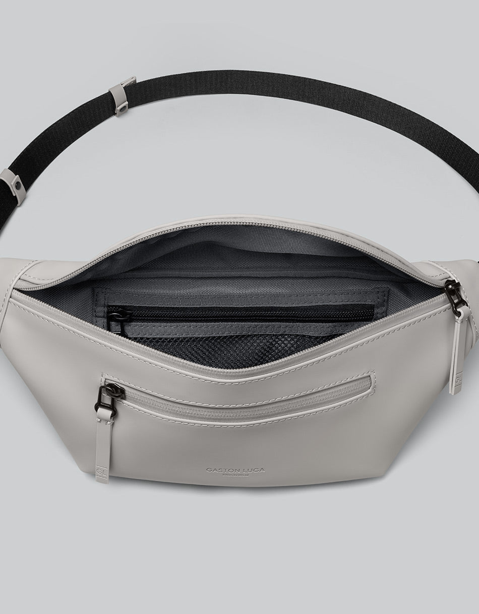Gaston Luga Spläsh Waterproof Bumbag Taupe | Bang On