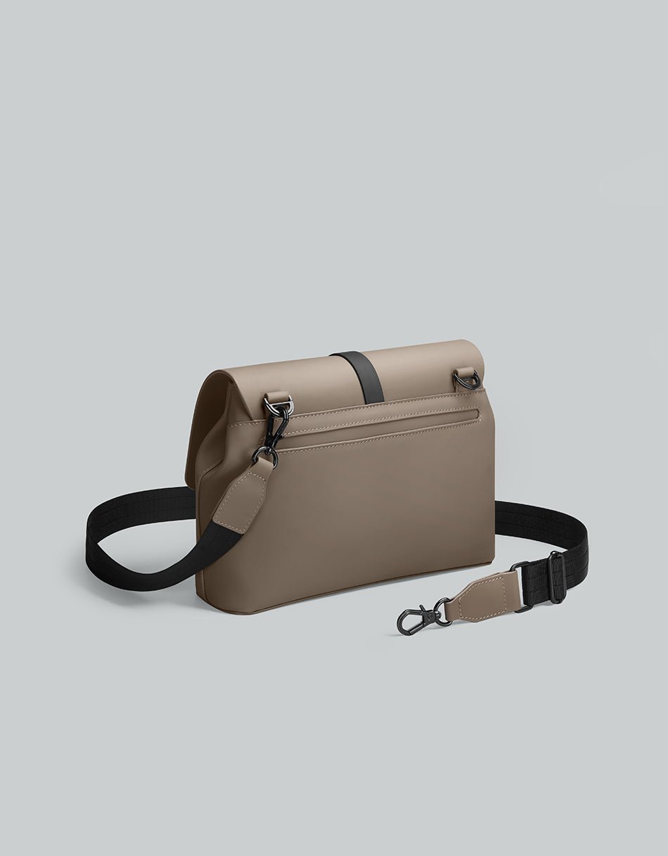 Gaston Luga Spläsh Crossbody Medium - Bear - BangOn