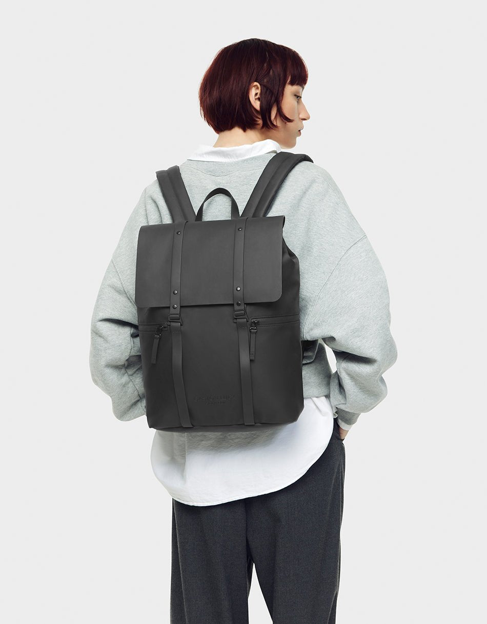 Gaston Luga Splash 13" 2.0 Backpack - Black - BangOn
