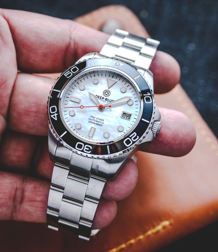 <tc>DEEPBLUE</tc> PRO DIVER 200 錶帶珍珠母貝錶盤