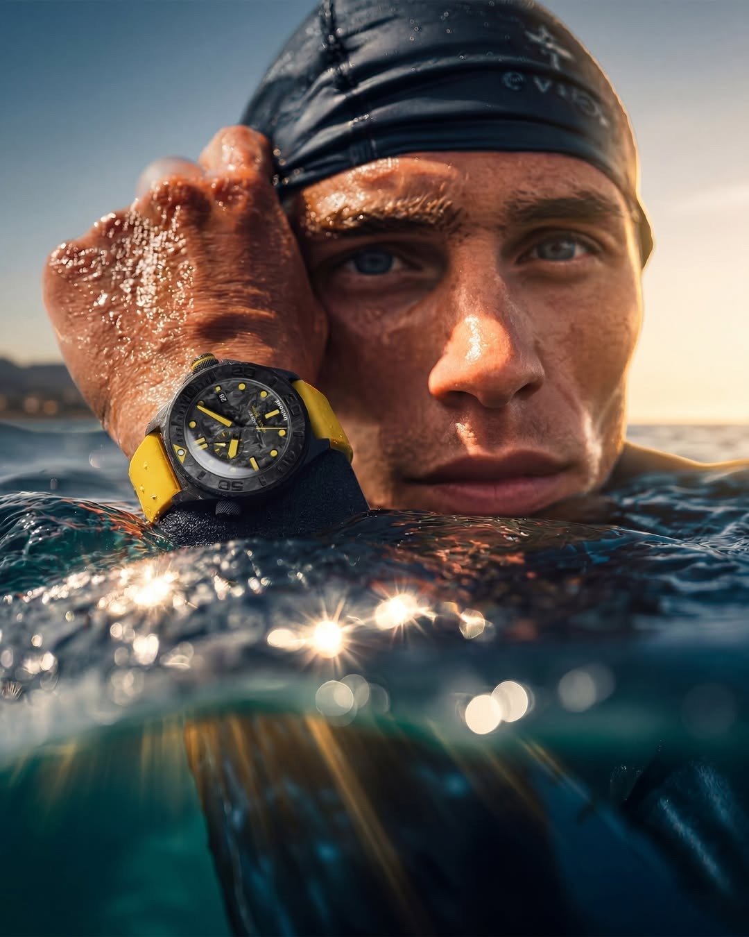 UNDONE Aquadeep Submerge Carbon Watch - BangOn